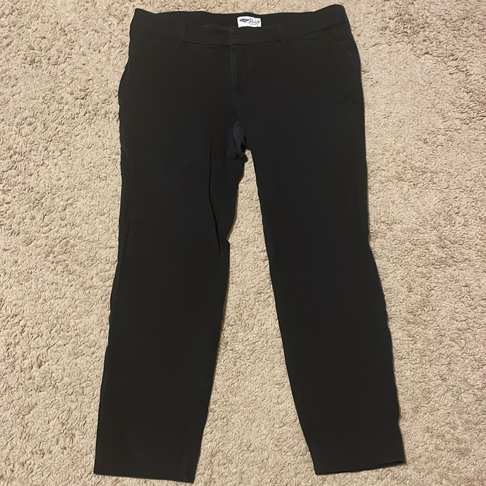 Old Navy Pixie Pant
